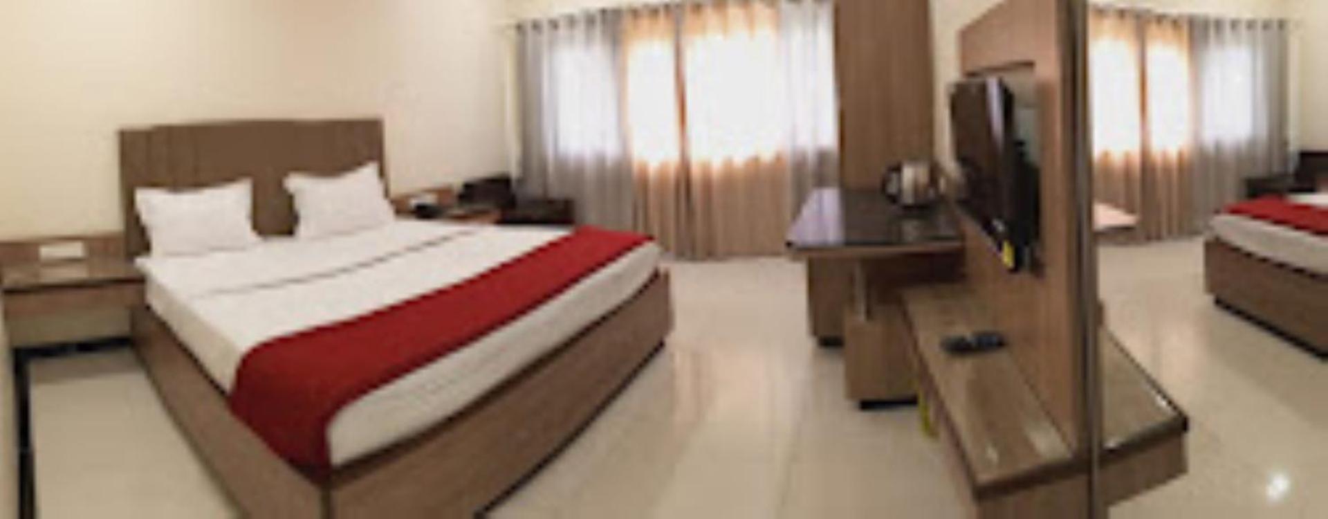 Hotel Pritam Park, Jalgaon, Maharashtra المظهر الخارجي الصورة