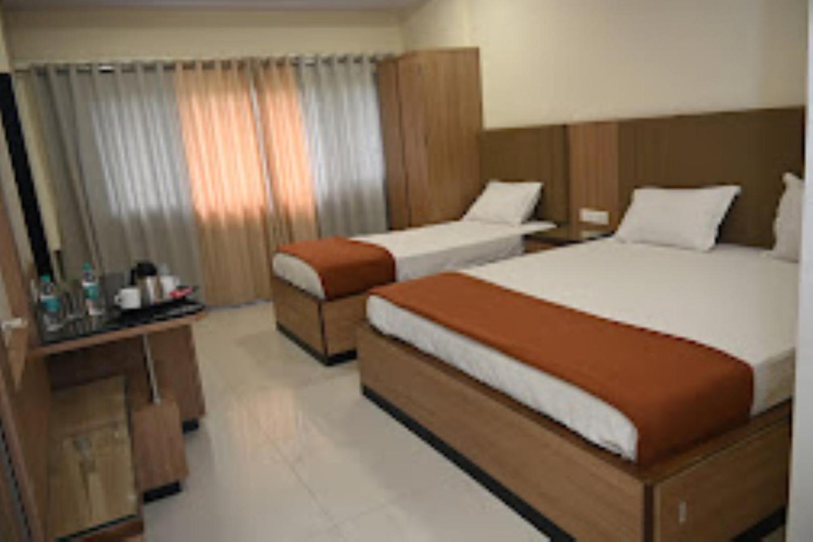 Hotel Pritam Park, Jalgaon, Maharashtra المظهر الخارجي الصورة